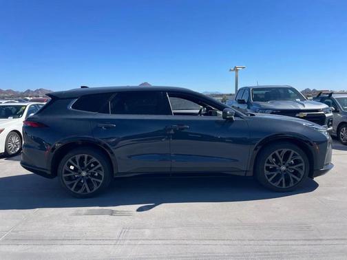 2025 Toyota Crown Signia Limited