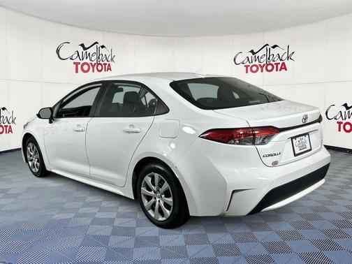 Super White 2021 Toyota Corolla LE