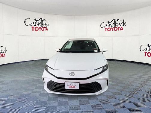 Ice Cap 2025 Toyota Camry LE