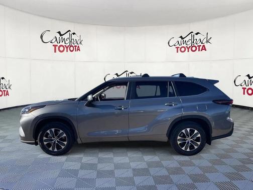 2026 Toyota Highlander XLE