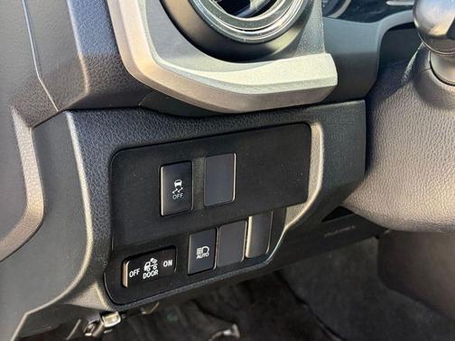 Super White 2021 Toyota Tacoma SR5