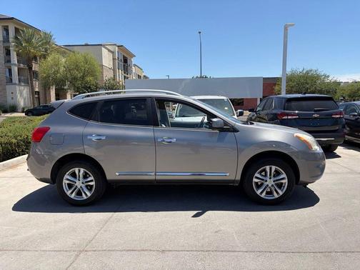 Platinum Graphite 2013 Nissan Rogue SV