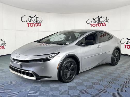 2026 Toyota Prius Plug-In Hybrid SE