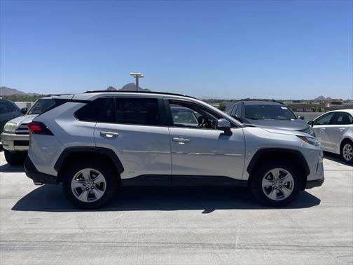 2023 Toyota RAV4 Hybrid LE