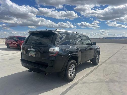 2023 Toyota 4Runner SR5