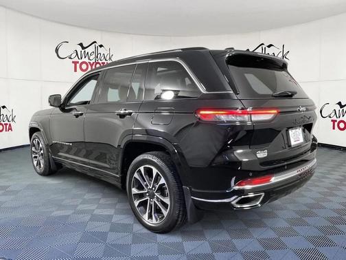 2022 Jeep Grand Cherokee Overland