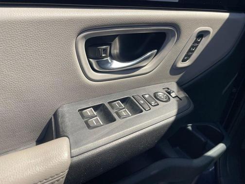 Obsidian Blue Pearl 2023 Honda Pilot Touring 8-Passenger