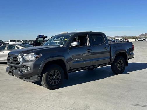2022 Toyota Tacoma SR5