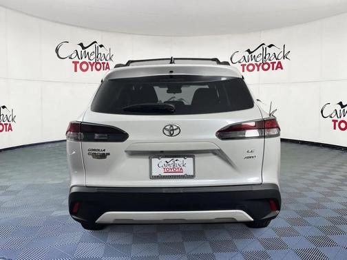 2026 Toyota Corolla Cross LE