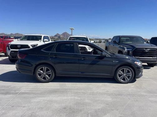 2021 Volkswagen Jetta 1.4T R-Line