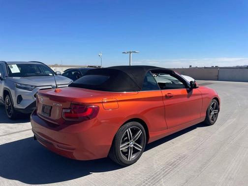 2017 BMW 230 230i