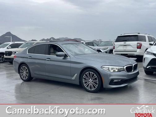 2018 BMW 530 530i
