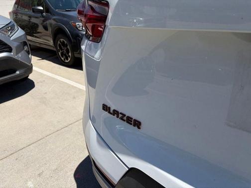 Summit White 2020 Chevrolet Blazer 2LT