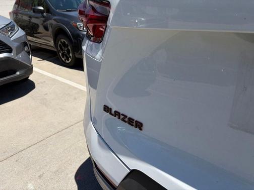 Summit White 2020 Chevrolet Blazer 2LT