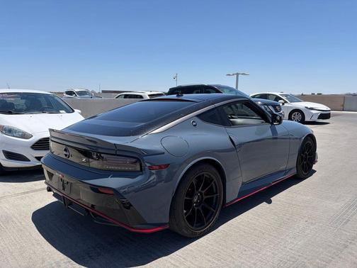 Stealth Gray/Super Black 2024 Nissan Z NISMO Auto