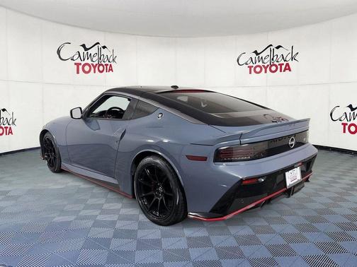 Stealth Gray/Super Black 2024 Nissan Z NISMO Auto