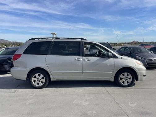 2008 Toyota Sienna LE
