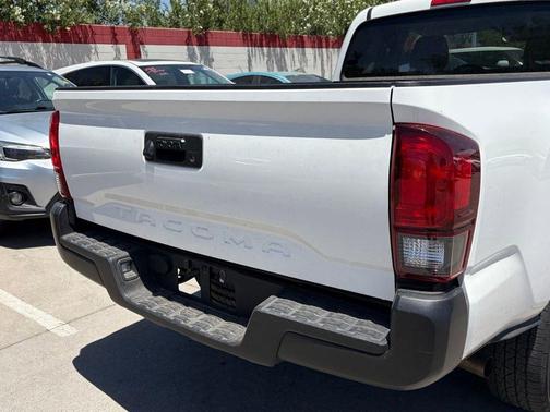 Ice 2023 Toyota Tacoma SR