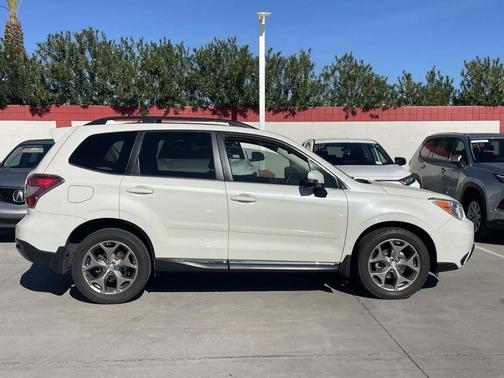 2016 Subaru Forester 2.5i Touring