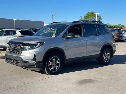 2023 Honda Passport AWD TrailSport