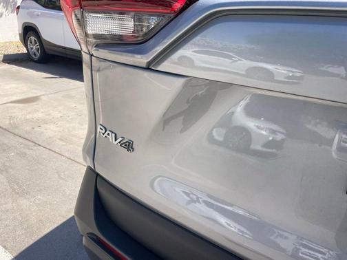 Silver Sky 2025 Toyota RAV4 XLE