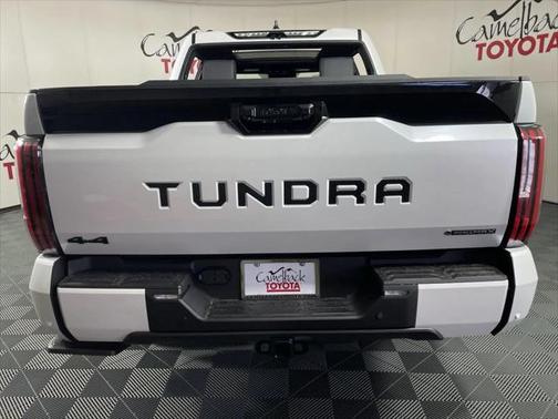 2025 Toyota Tundra Hybrid Platinum
