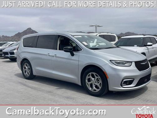 Silver Mist 2024 Chrysler Pacifica Limited