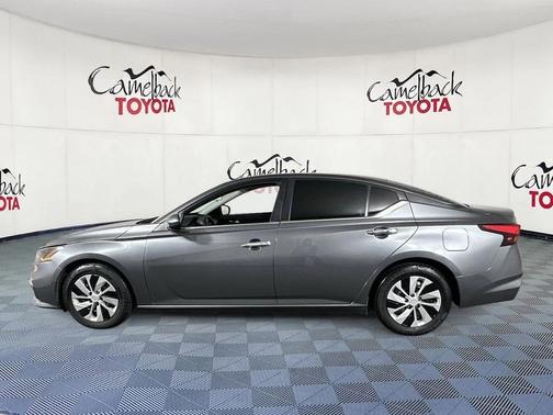 2022 Nissan Altima S FWD