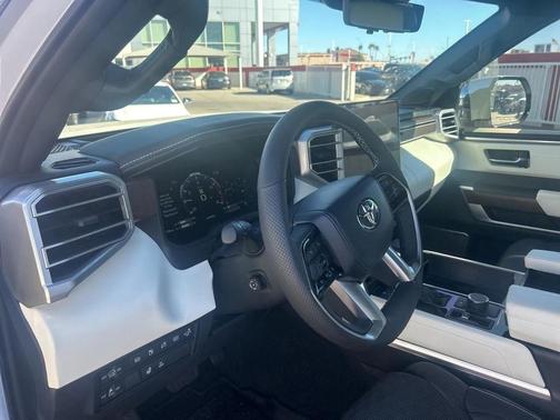 2023 Toyota Sequoia Capstone