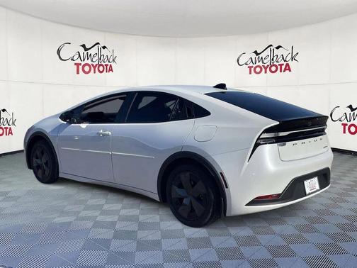 Wind Chill Pearl 2026 Toyota Prius Plug-In Hybrid SE