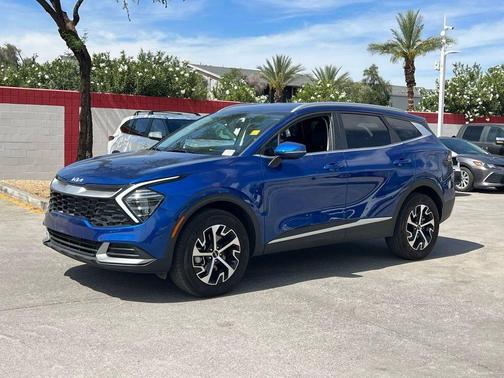2025 Kia Sportage EX