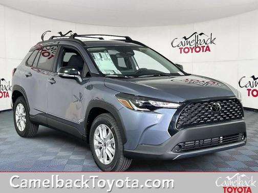 2025 Toyota Corolla Cross LE