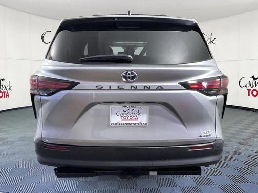 2021 Toyota Sienna XLE 7 Passenger