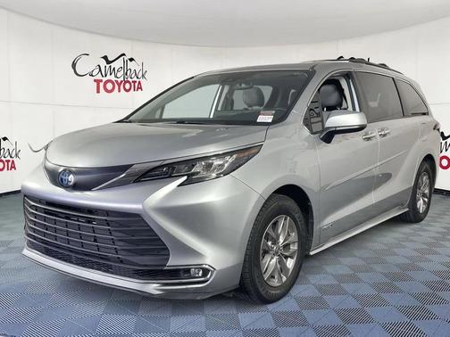 2021 Toyota Sienna XLE 7 Passenger