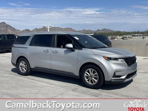 2022 Kia Carnival LXS