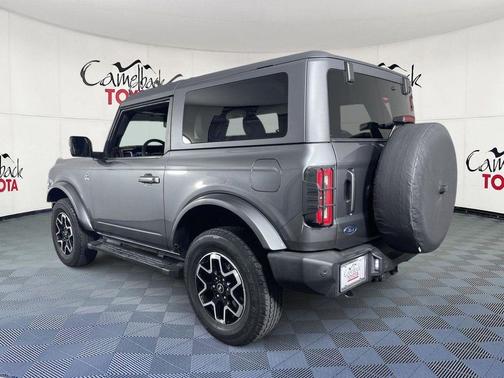 Carbonized Gray Metallic 2023 Ford Bronco Outer Banks