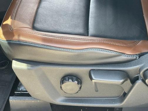 Carbonized Gray Metallic 2023 Ford Bronco Outer Banks