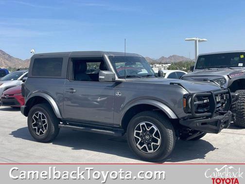 Carbonized Gray Metallic 2023 Ford Bronco Outer Banks