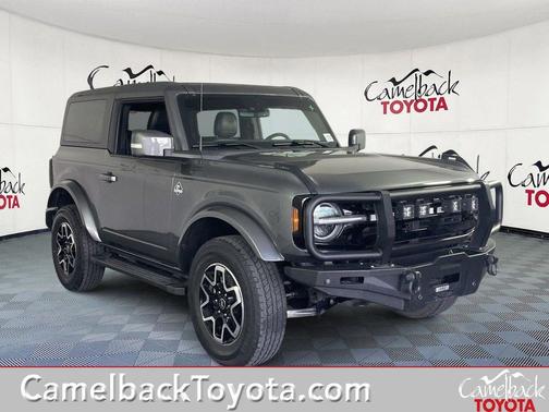 Carbonized Gray Metallic 2023 Ford Bronco Outer Banks