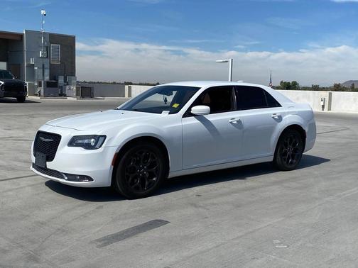 2019 Chrysler 300 S