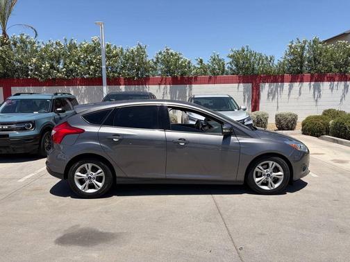 Sterling Gray 2014 Ford Focus SE