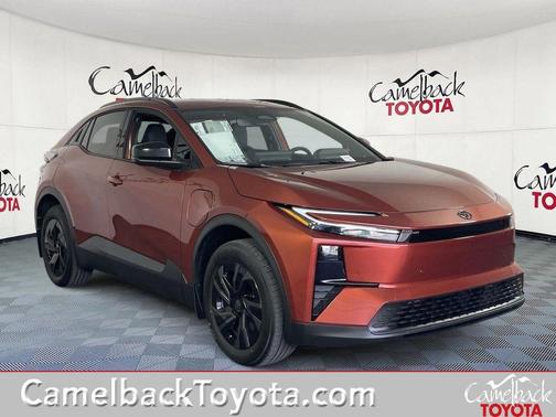 Tandoori 2026 Toyota C-HR SE