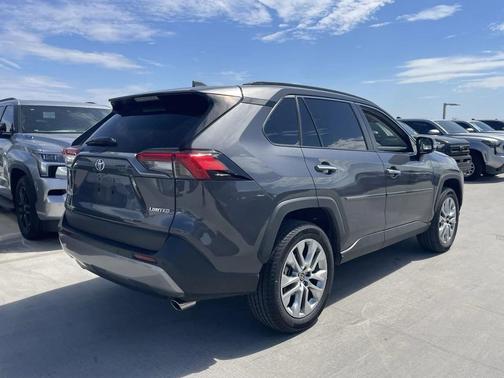 2025 Toyota RAV4 Limited