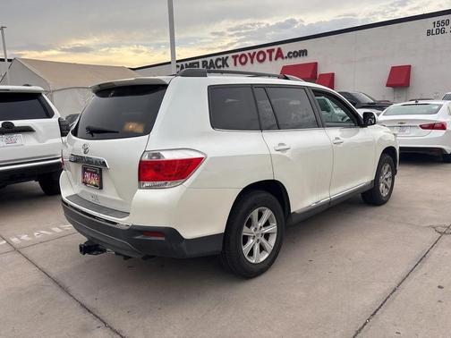 2012 Toyota Highlander SE