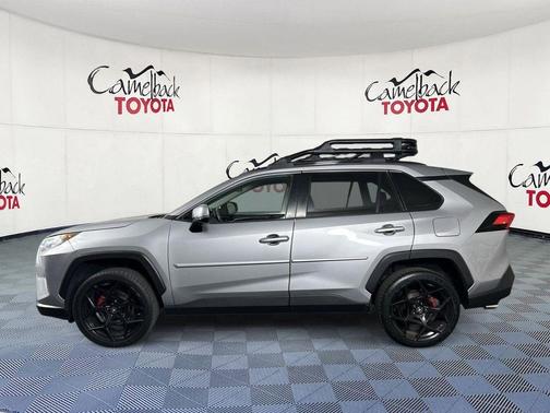 Silver Sky Metallic 2021 Toyota RAV4 XLE