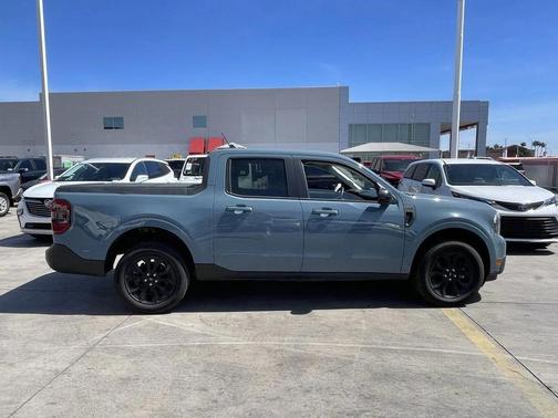 2023 Ford Maverick Lariat