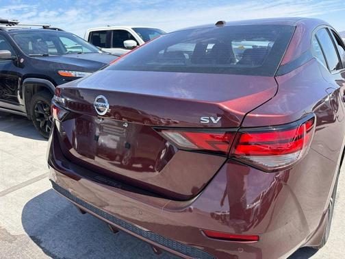 Rosewood 2022 Nissan Sentra SV