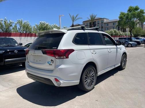 2021 Mitsubishi Outlander PHEV LE