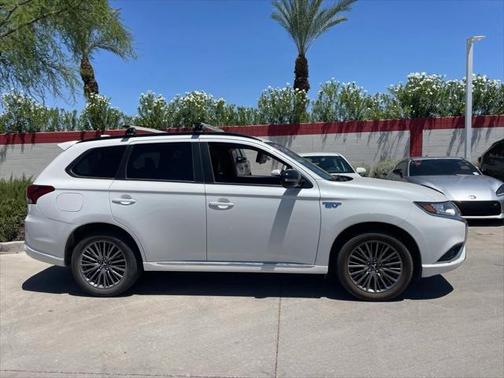 2021 Mitsubishi Outlander PHEV LE
