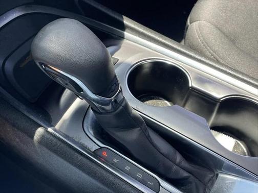 2021 Chevrolet Malibu FWD LT